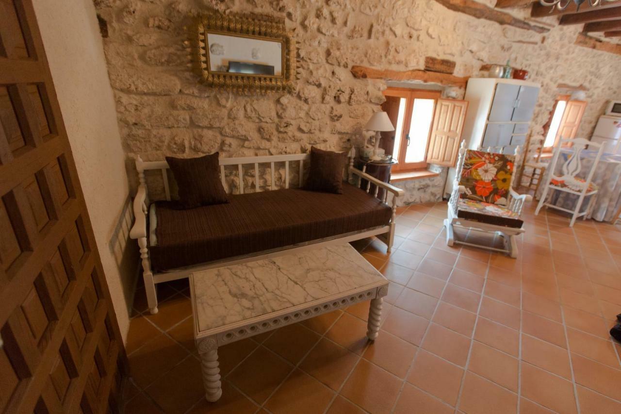 Casilla Fuentes Villa Fuentes de Cuellar Exteriör bild